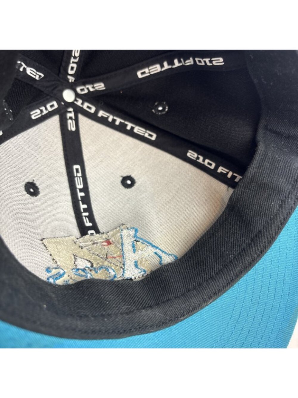 Lids Hat ACES 4 Aces one-of-a kind Size 6 7/8 - 7 1/4 Fitted Aqua and Black - Picture 3 of 4